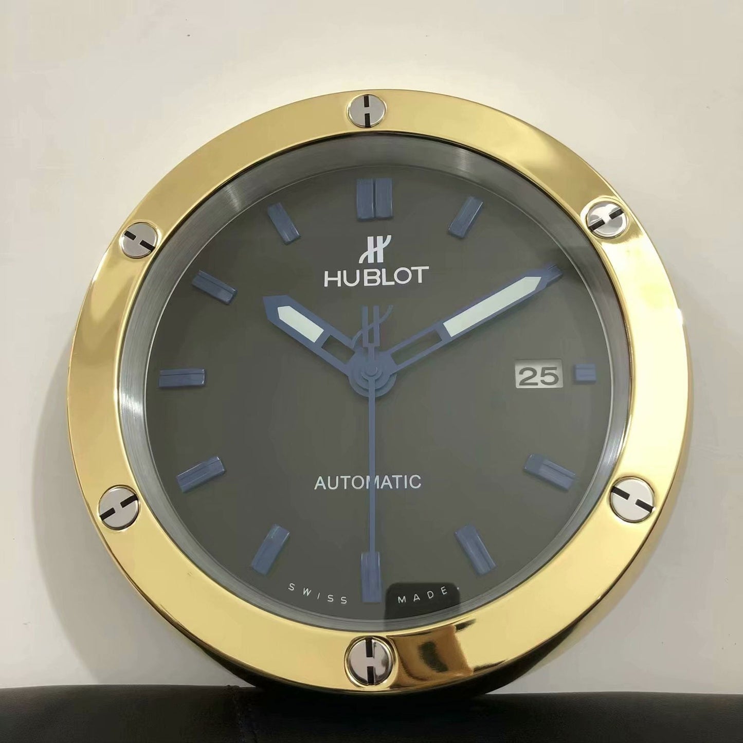 Orologio Classic Fusion da muro