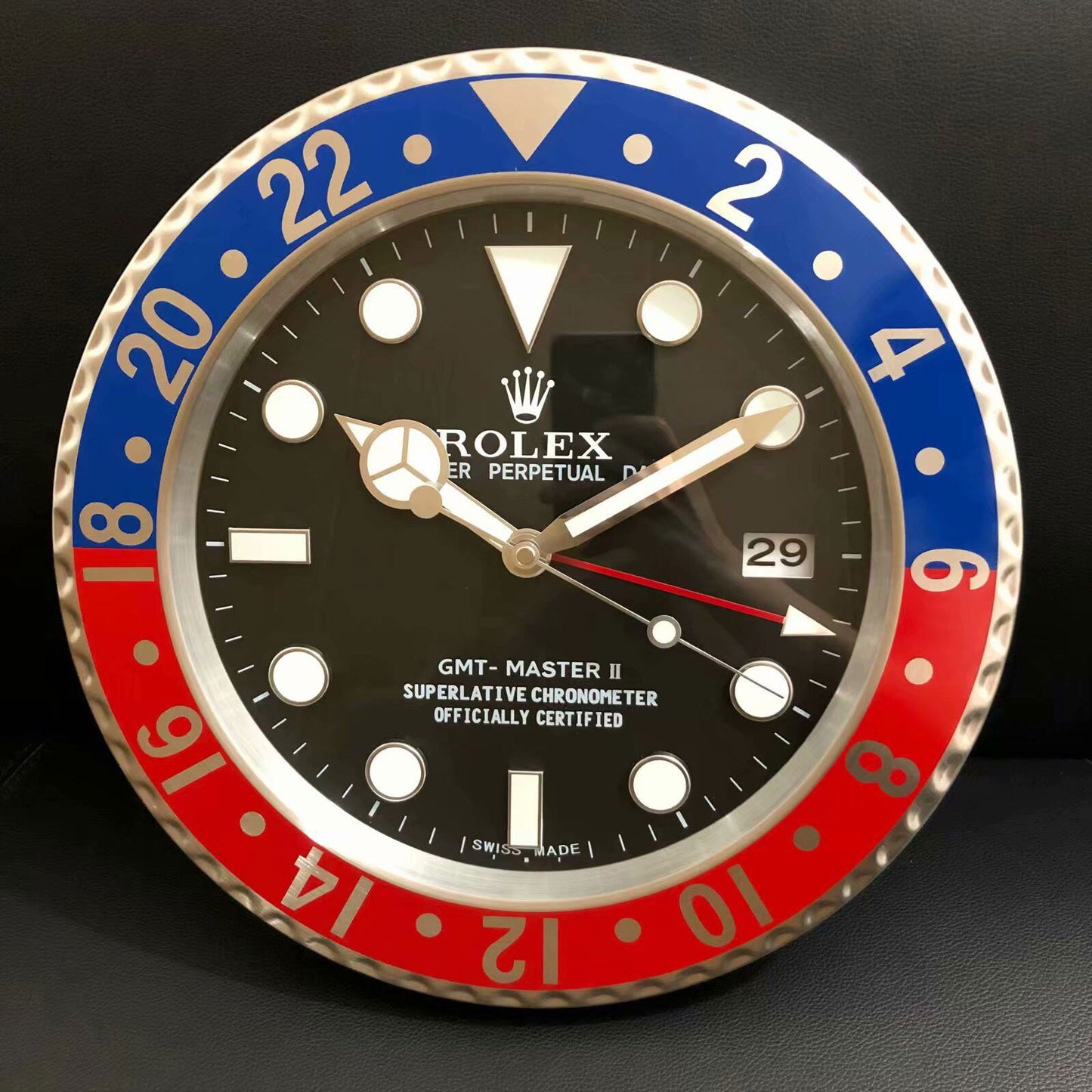 Orologio G M T da muro
