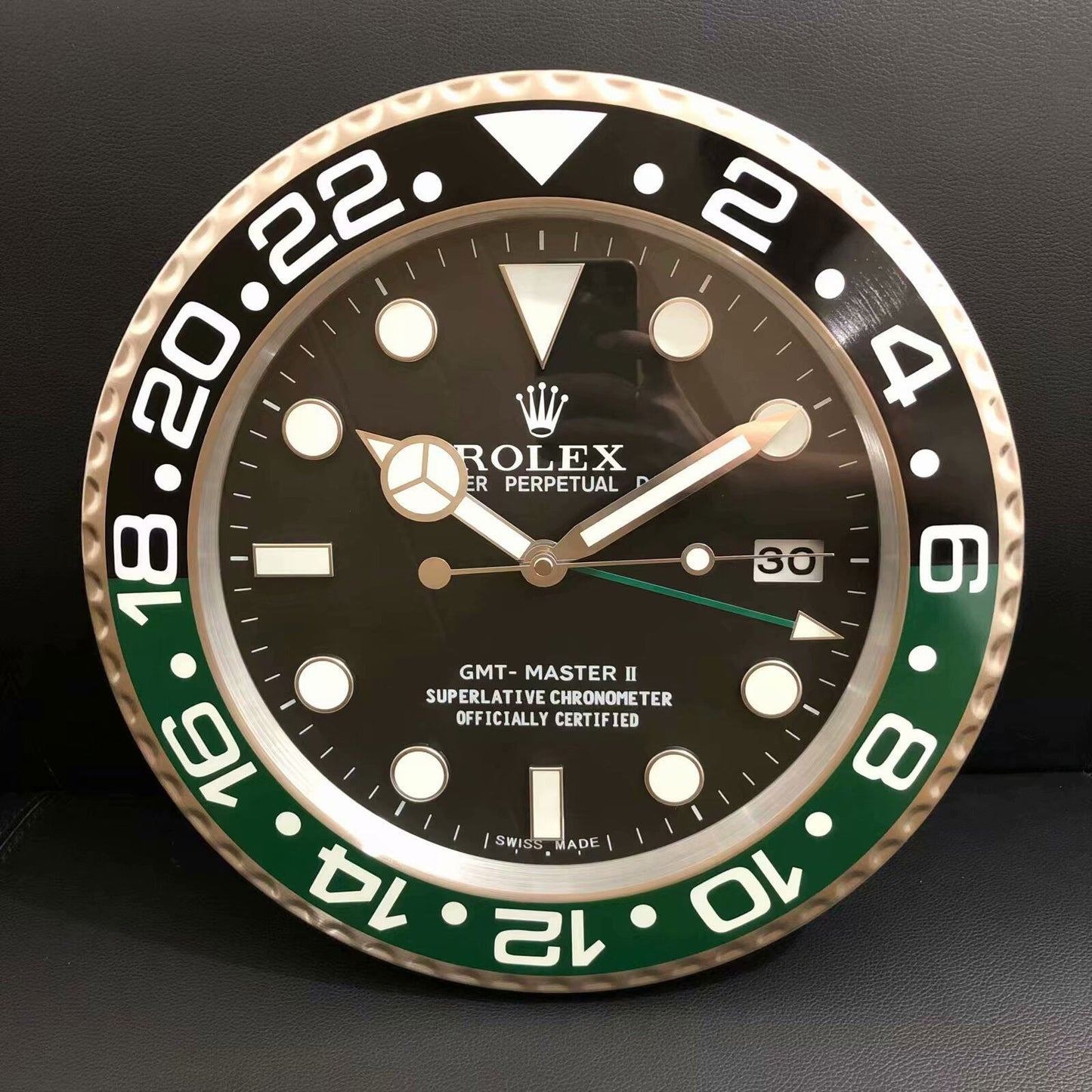 Orologio G M T da muro