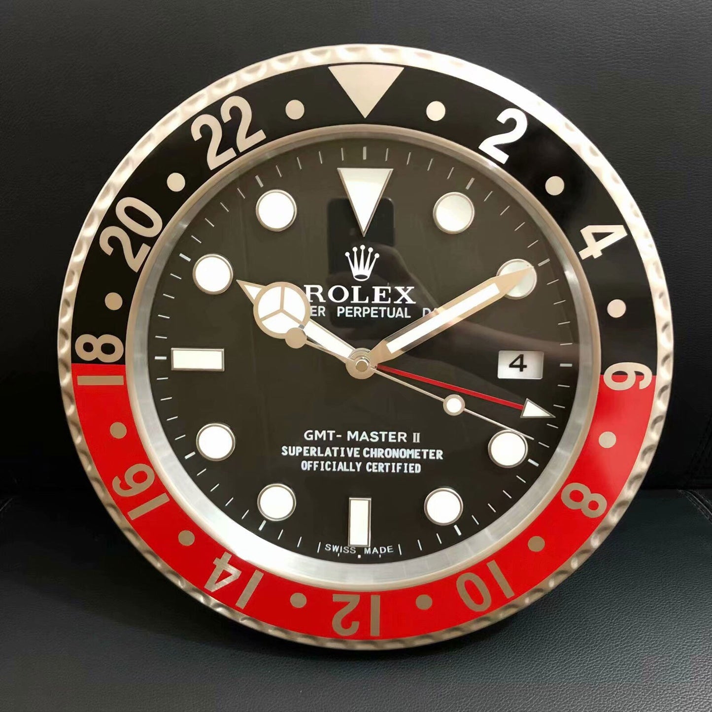 Orologio G M T da muro