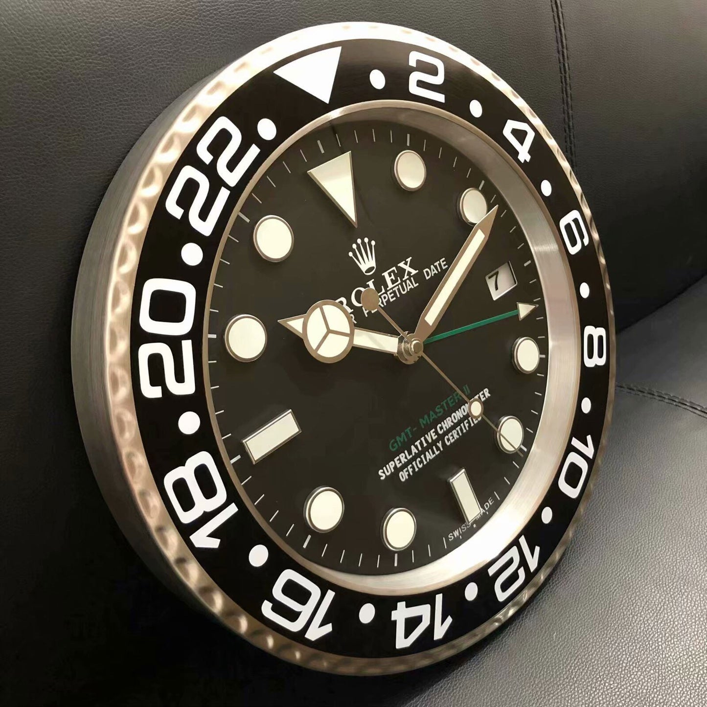 Orologio G M T da muro