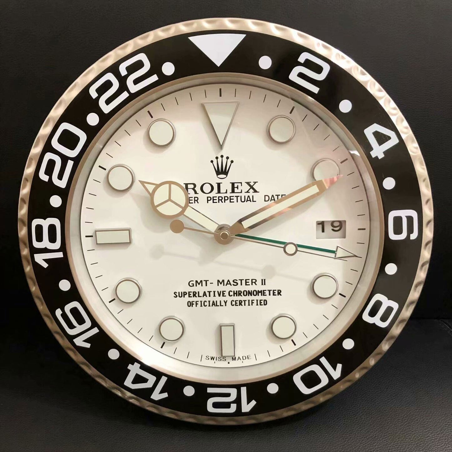Orologio G M T da muro