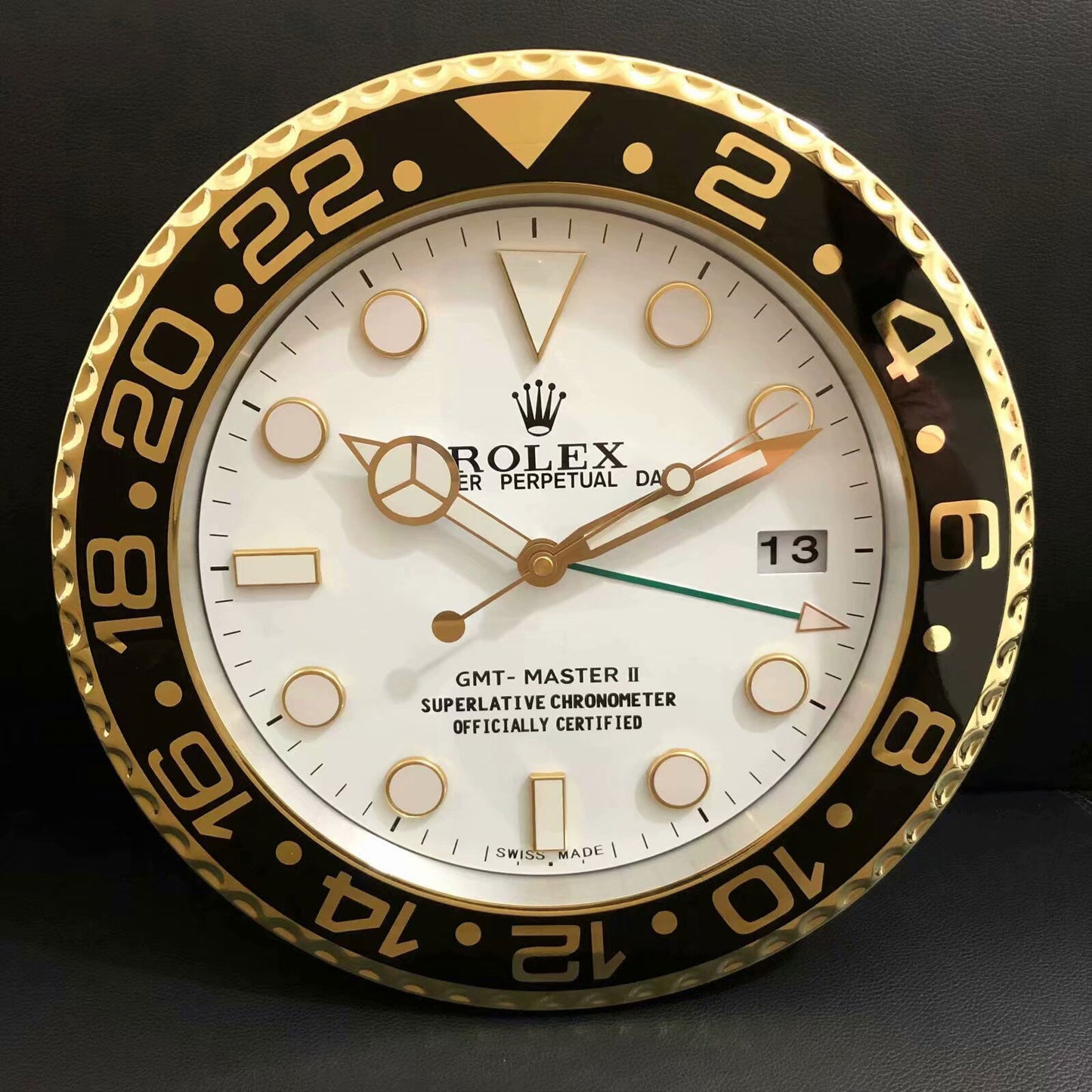 Orologio G M T da muro