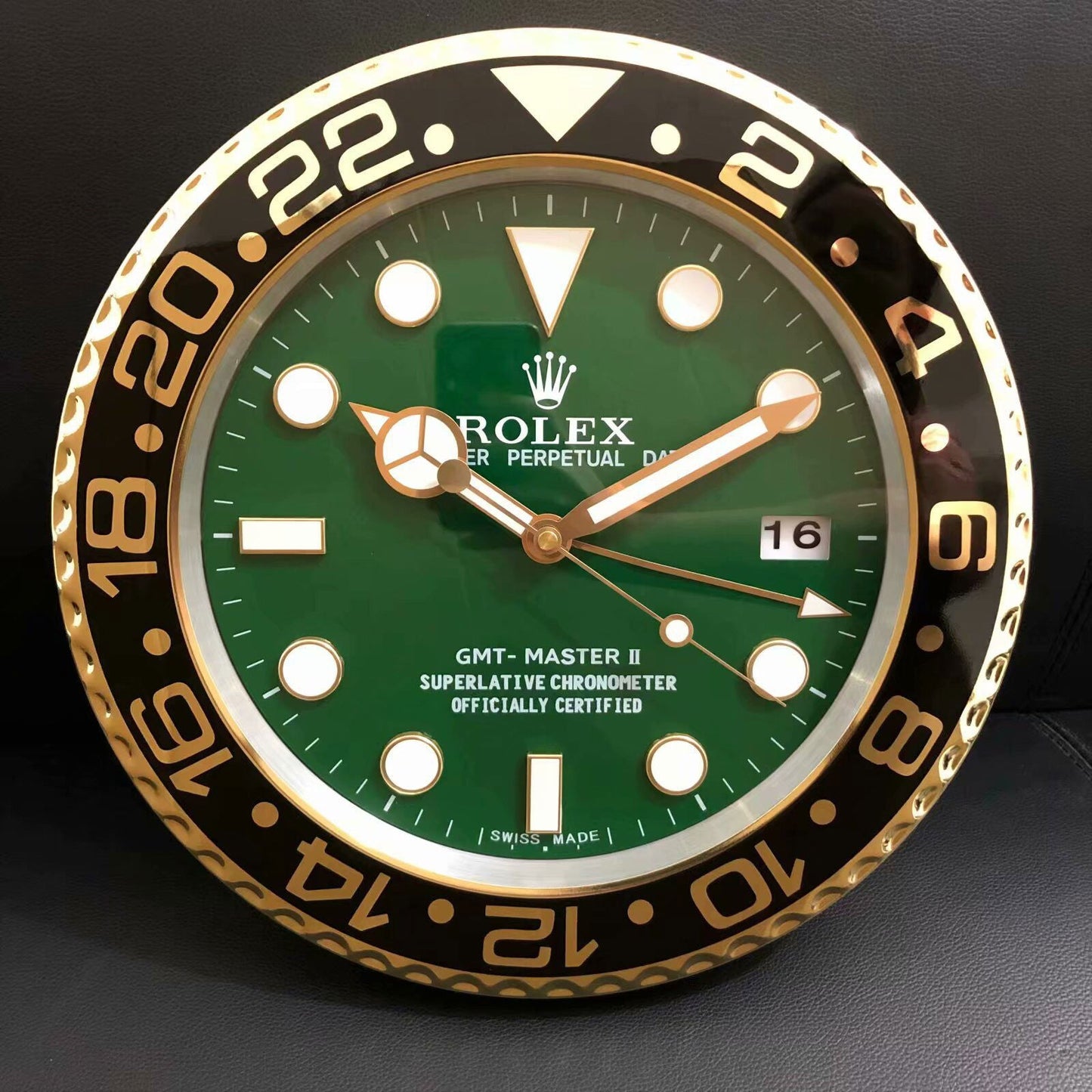 Orologio G M T da muro