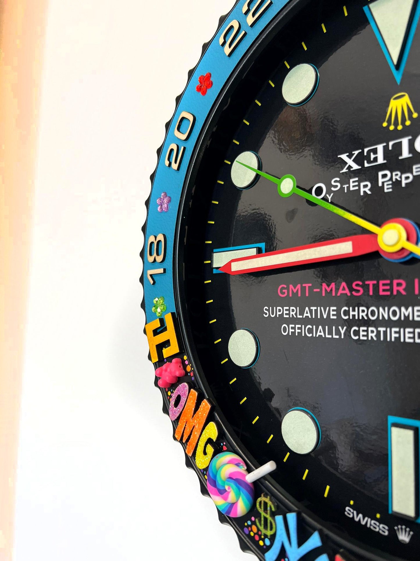 Orologio Custom Submariner Bearbrick Loose da muro