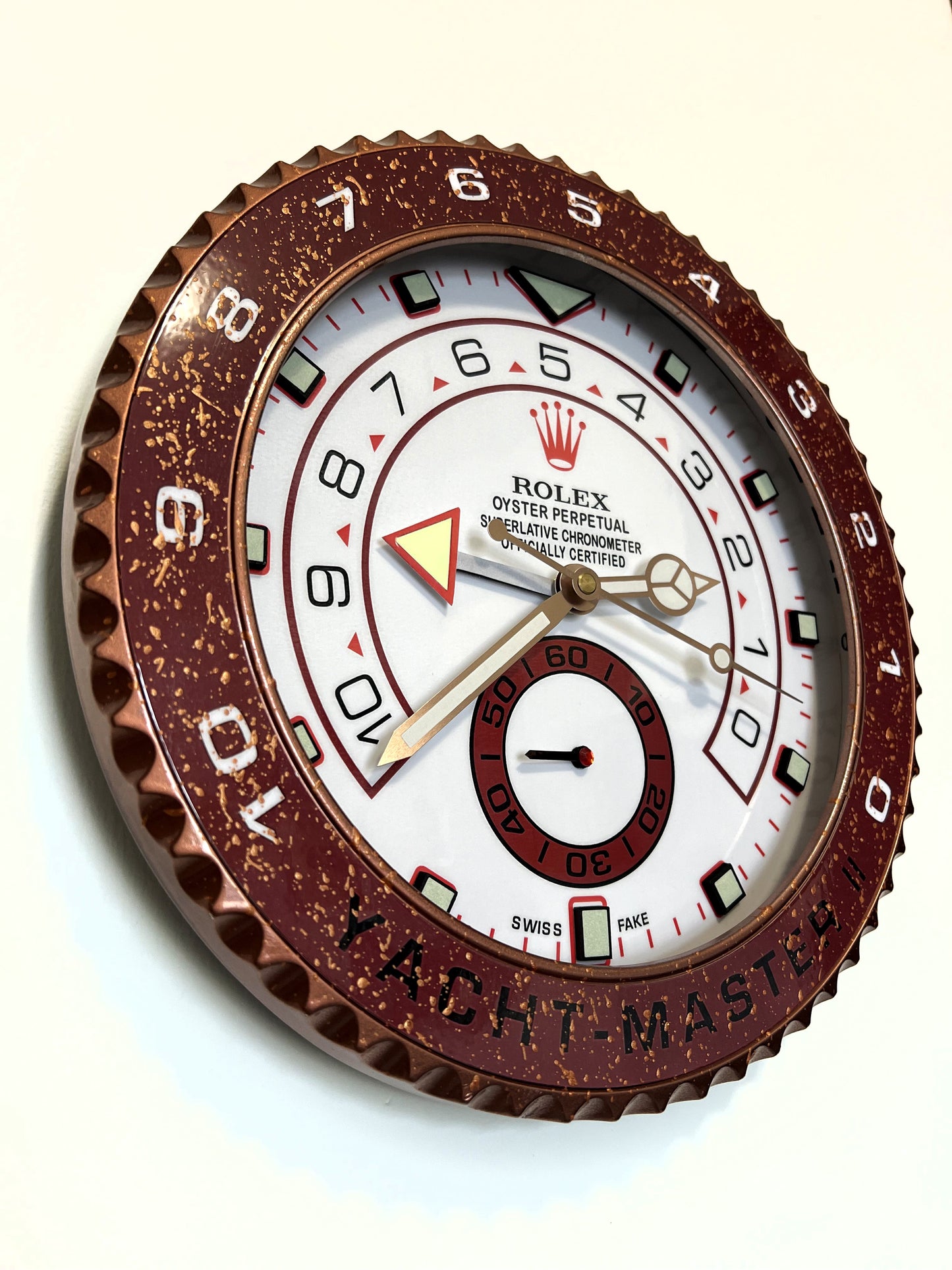 Orologio Yacht-Master II Bordeaux Lake da Custom muro