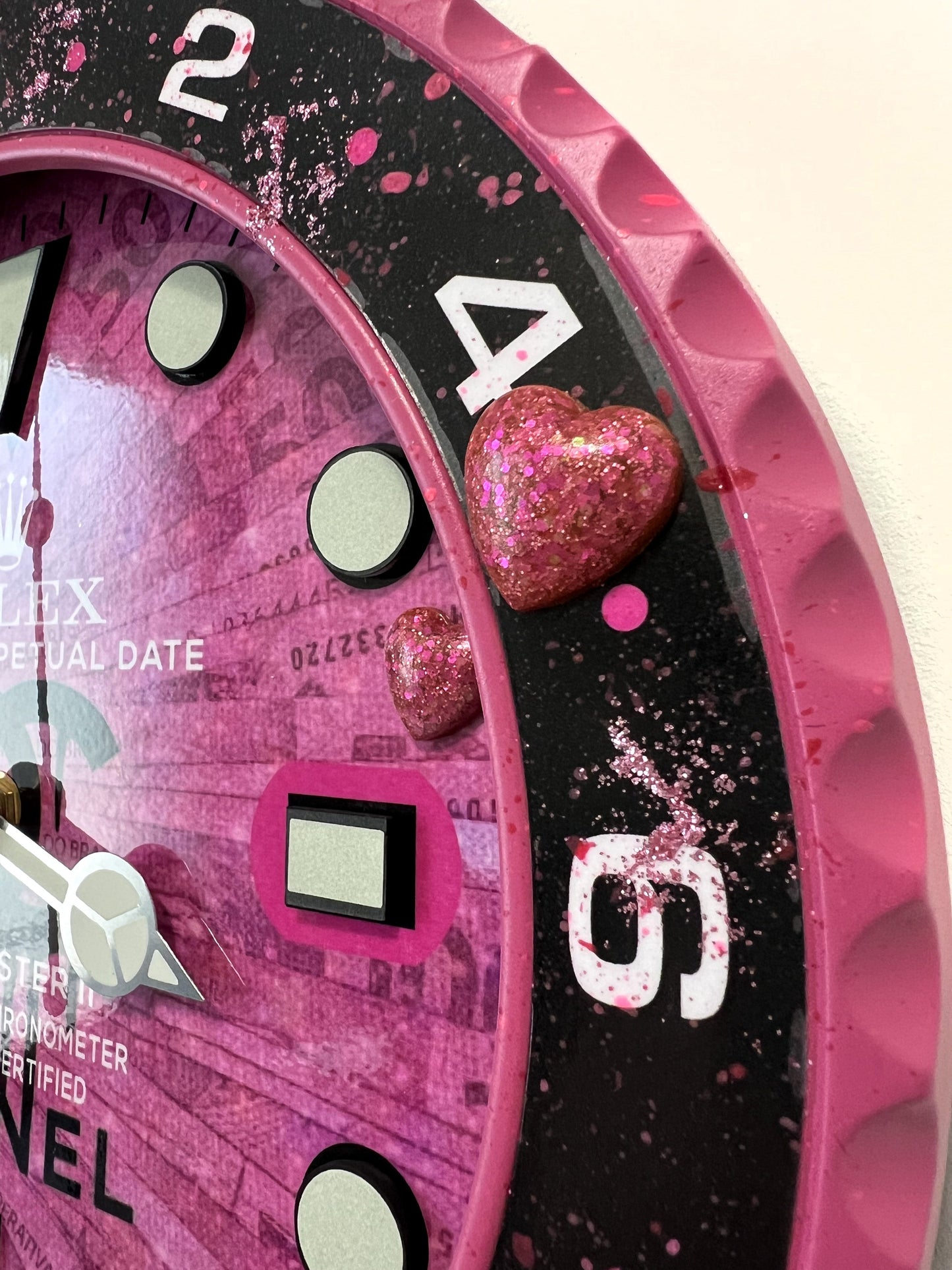 Orologio Gmt Pink Plush Custom da muro