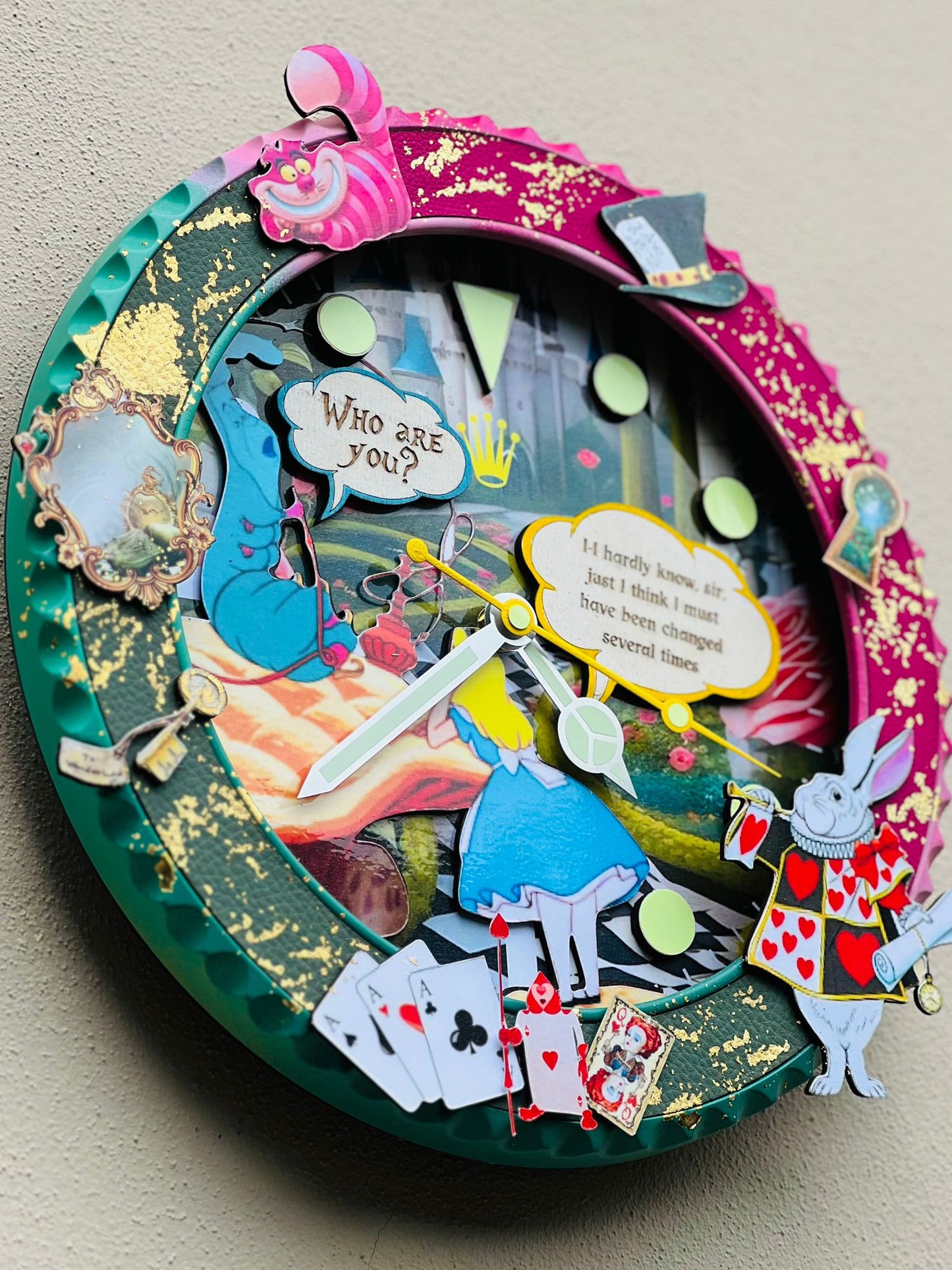Orologio “Wonderland Edition” Custom da Parete