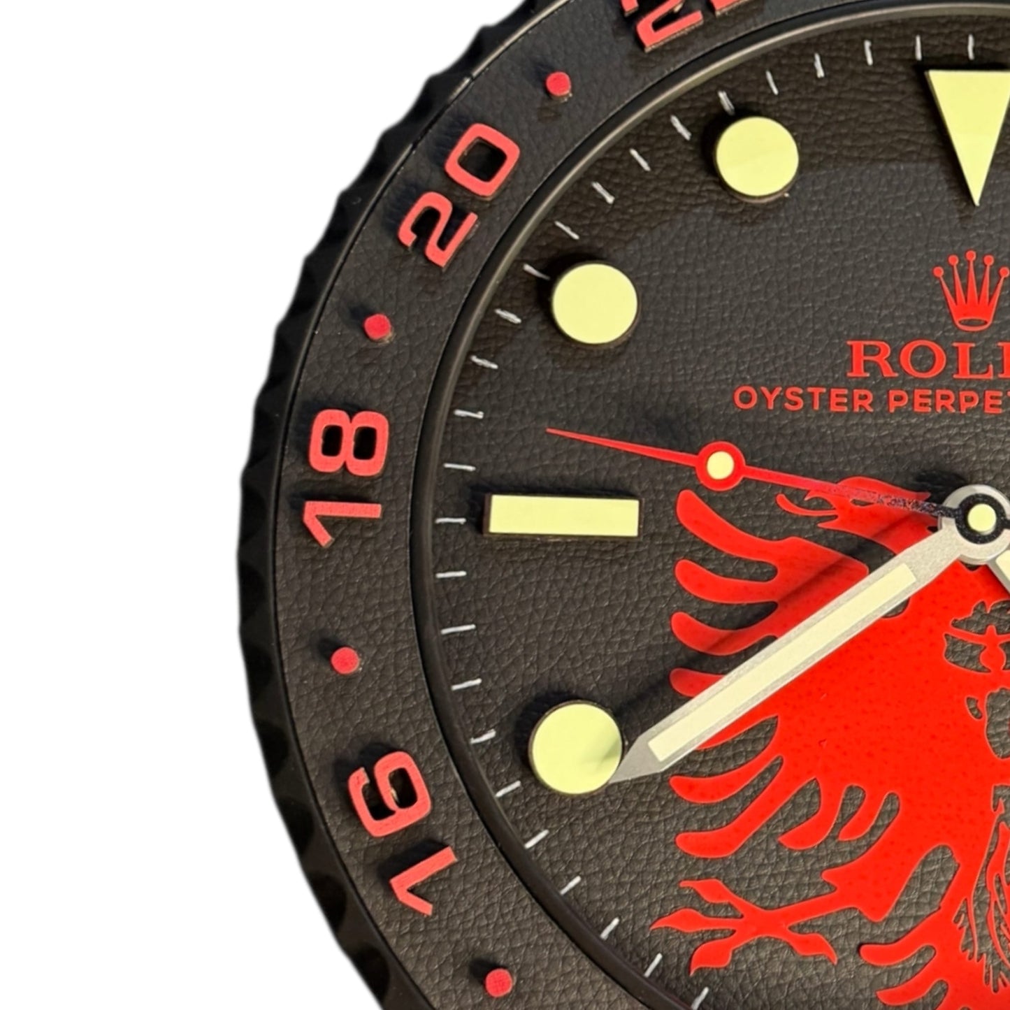 Orologio “Albanian Royal Time" custom da Parete