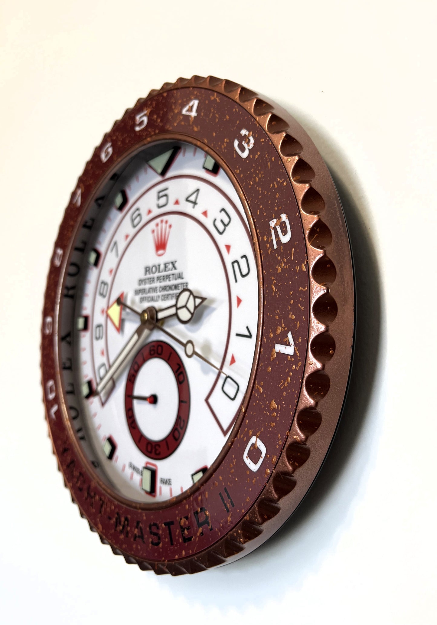 Orologio Yacht-Master II Bordeaux Lake da Custom muro