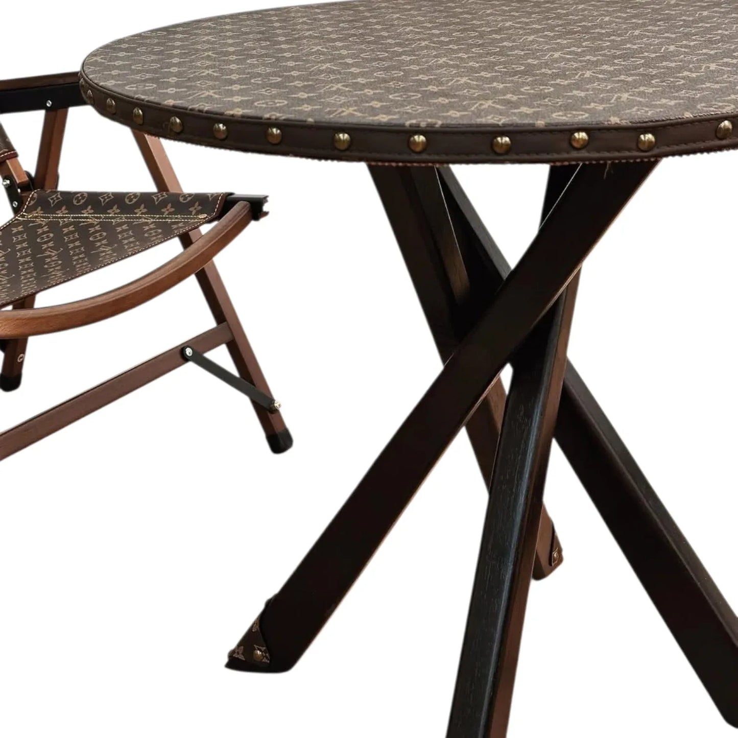 Set Arredo Custom Luxury Ispirato a Louis Vuitton | Tavolo Rotondo + 2 Sedie