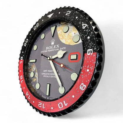 Wanduhr Custom – Fake World Edition | Moon24
